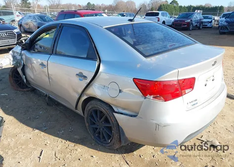 2010 Kia Forte Ex z USA, uszkodzony, nr VIN KNAFU4A24A5862810